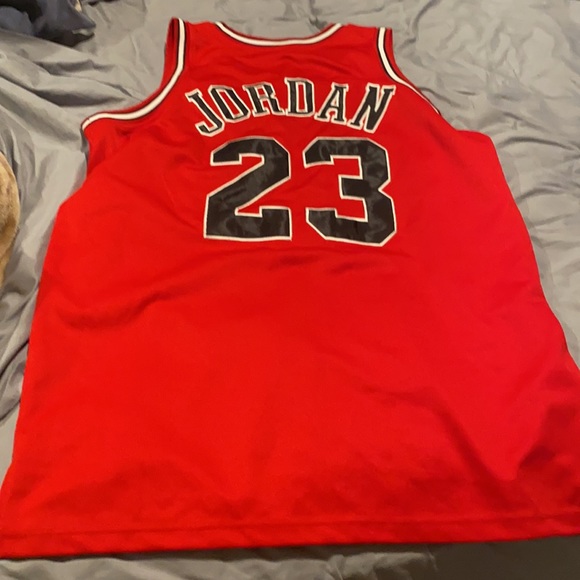 Michael Jordan Mitchell & Ness Hardwood Classic Jersey - Picture 4 of 4